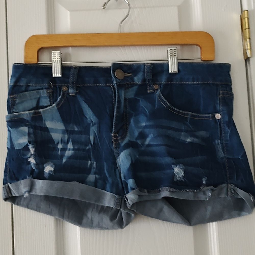 VIP  distressed and bleached jean shorts with stretch  Sz XL
